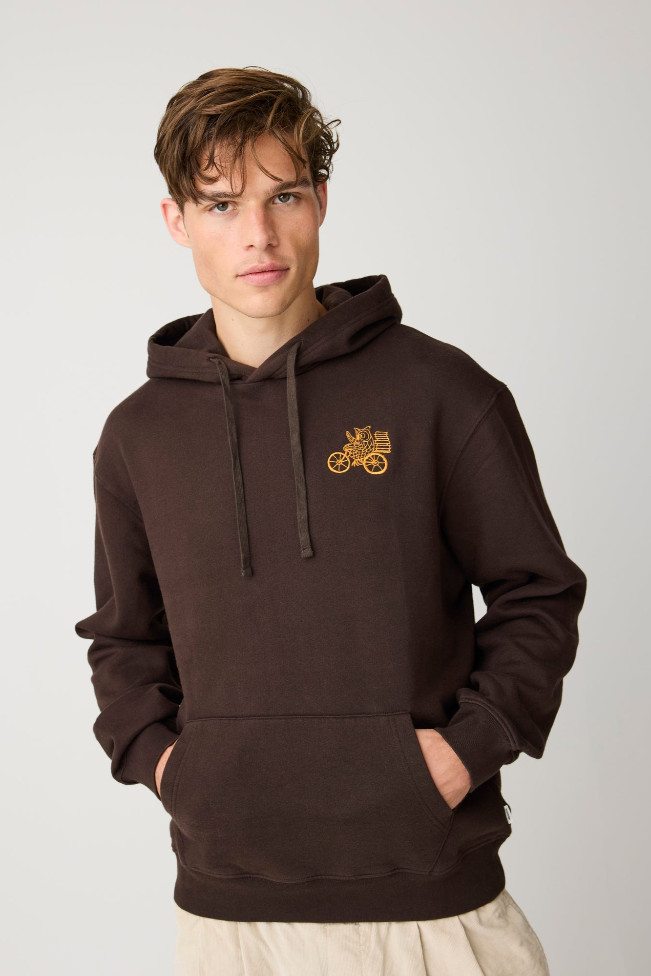 KnowledgeCotton Apparel Herren vegan Hoodie Relaxed Embroidery Chocolate Torte