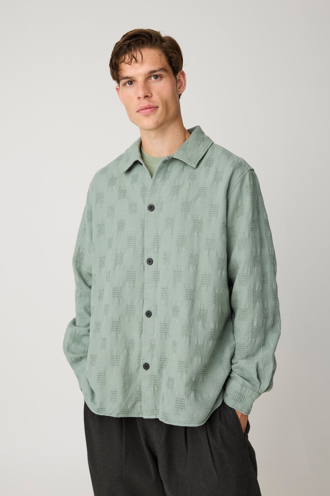 KnowledgeCotton Apparel men vegan Overshirt Loose Structure Lily Pad Green