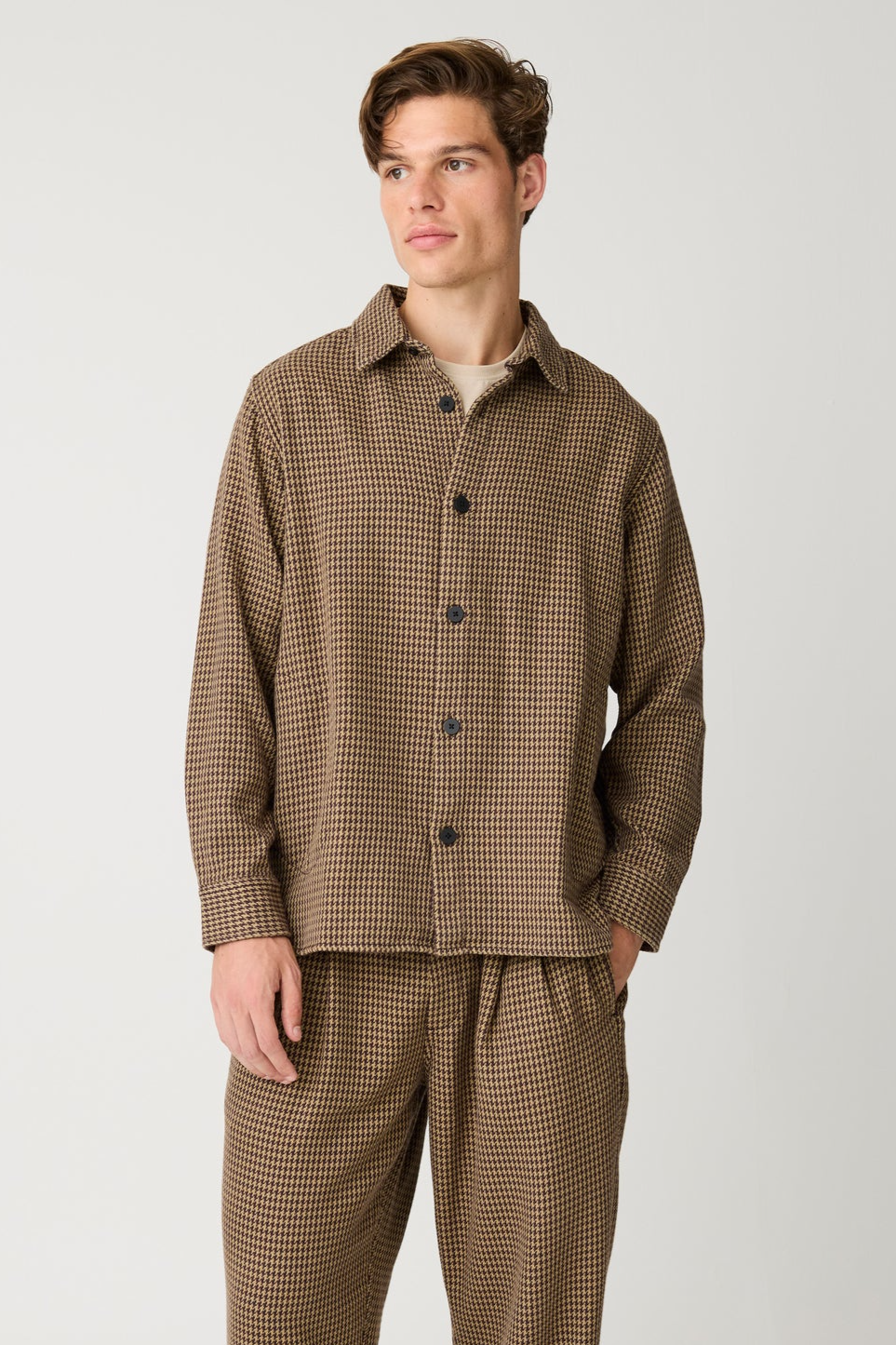 KnowledgeCotton Apparel men vegan Overshirt Loose Houndtooth Dark Brown Check