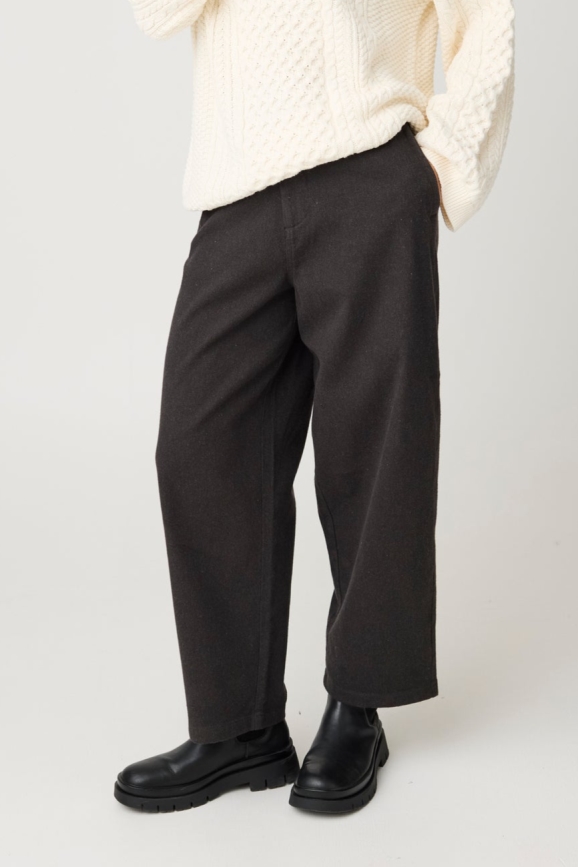 KnowledgeCotton Apparel Damen vegan Hose Bloom Barrel Flanell Chocolate Torte