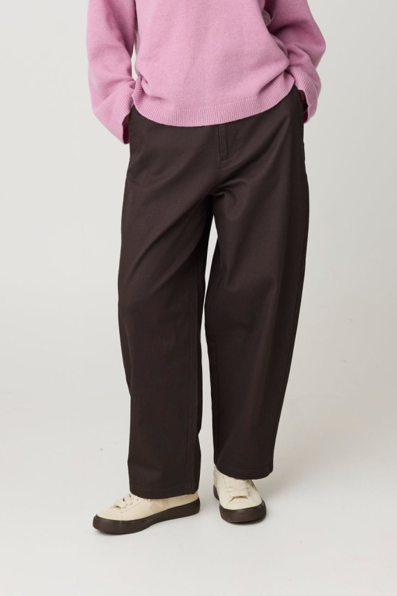 KnowledgeCotton Apparel Damen vegan Hose Bloom Barrel Pique Chocolate Torte