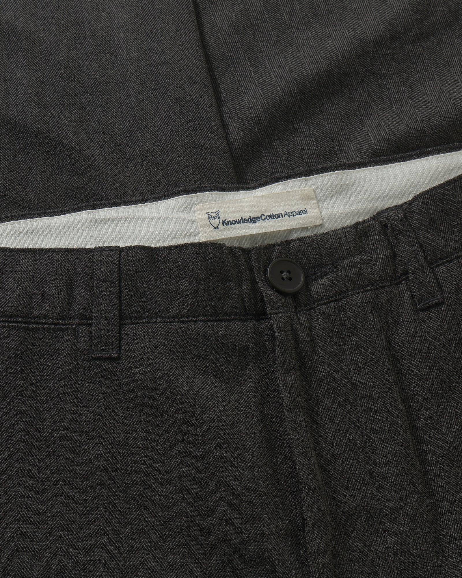 KnowledgeCotton Apparel men vegan Pants Chuck Regular Herringbone Dark Grey Melange