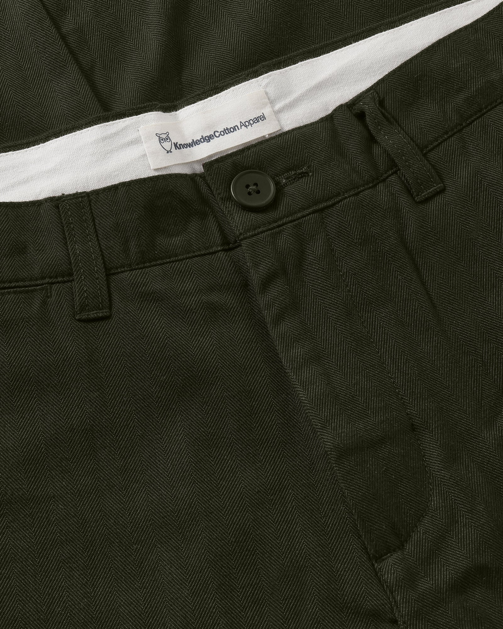 KnowledgeCotton Apparel men vegan Pants Chuck Regular Herringbone Forest Night Green