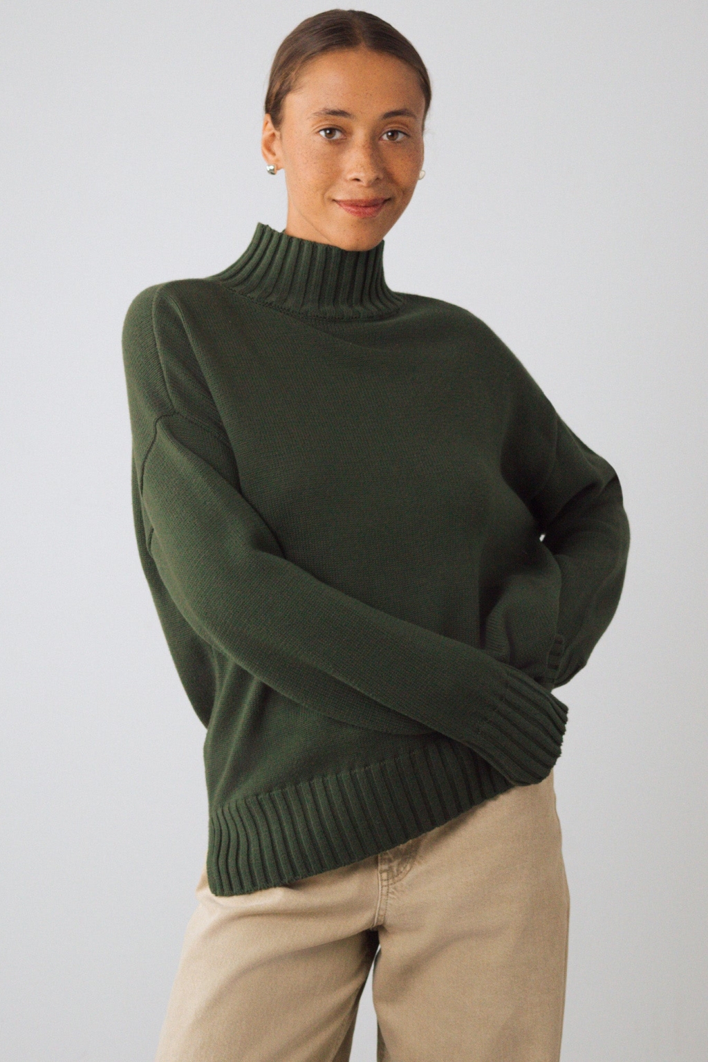 Honest Basics womens vegan Jumper Mock Thyme Green