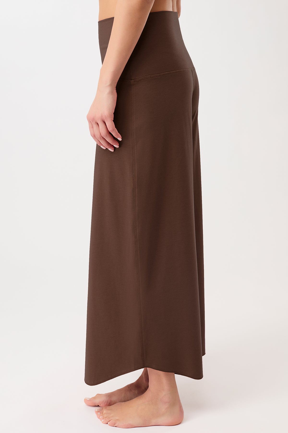 MANDALA womens vegan Pants Tulip Wilderness Brown