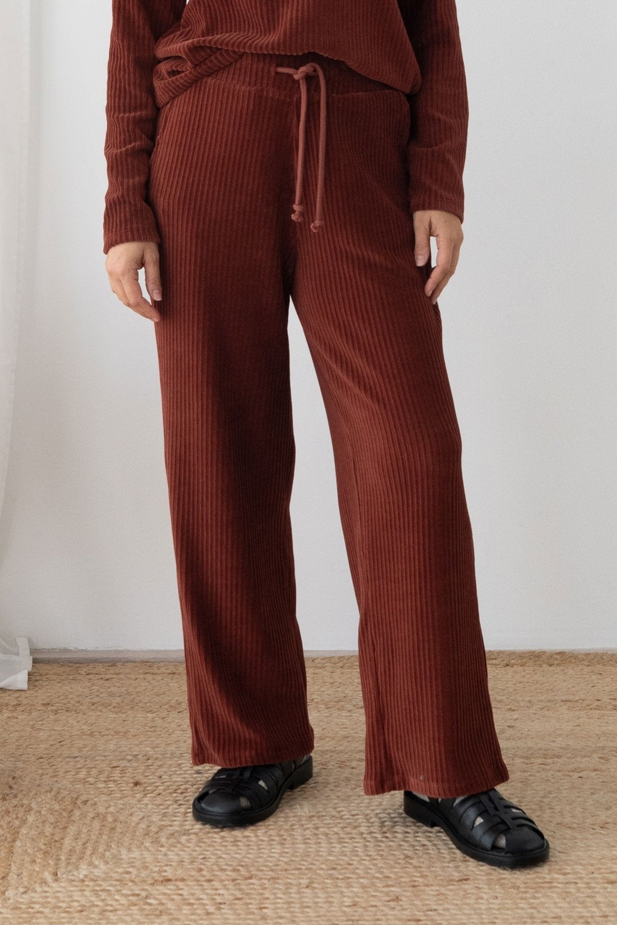 TWOTHIRDS womens vegan Pants Abruka Wine Red