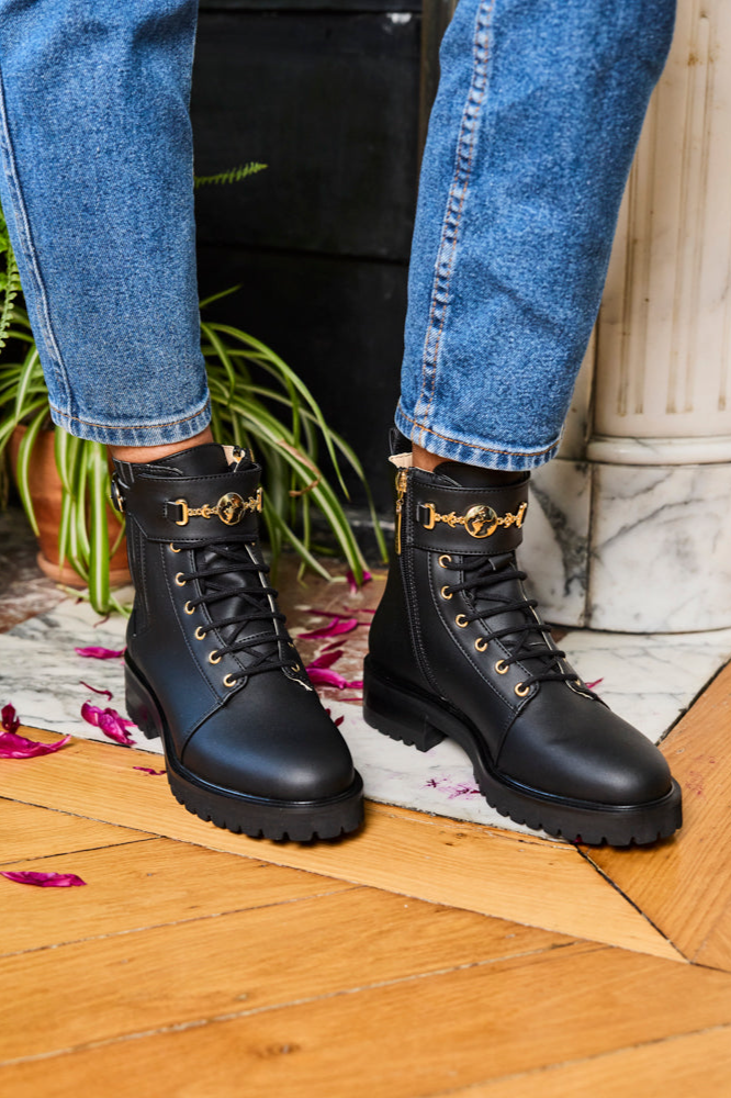 Minuit Sur Terre womens vegan Boots Newcastle Black