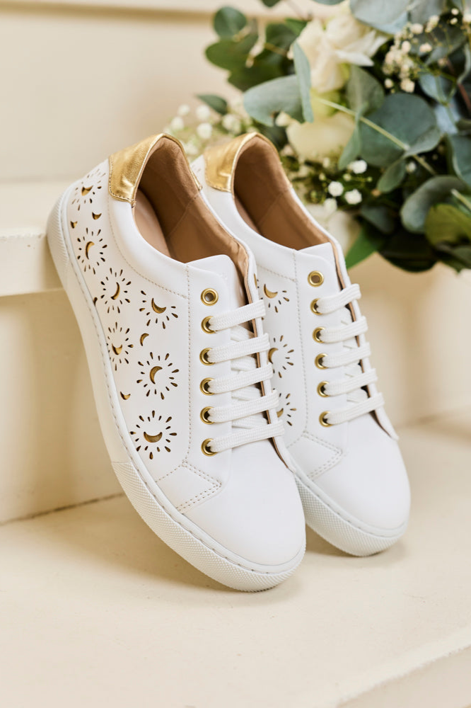 Minuit Sur Terre Damen vegan Sneaker Virevolte Lunes Creme Gold