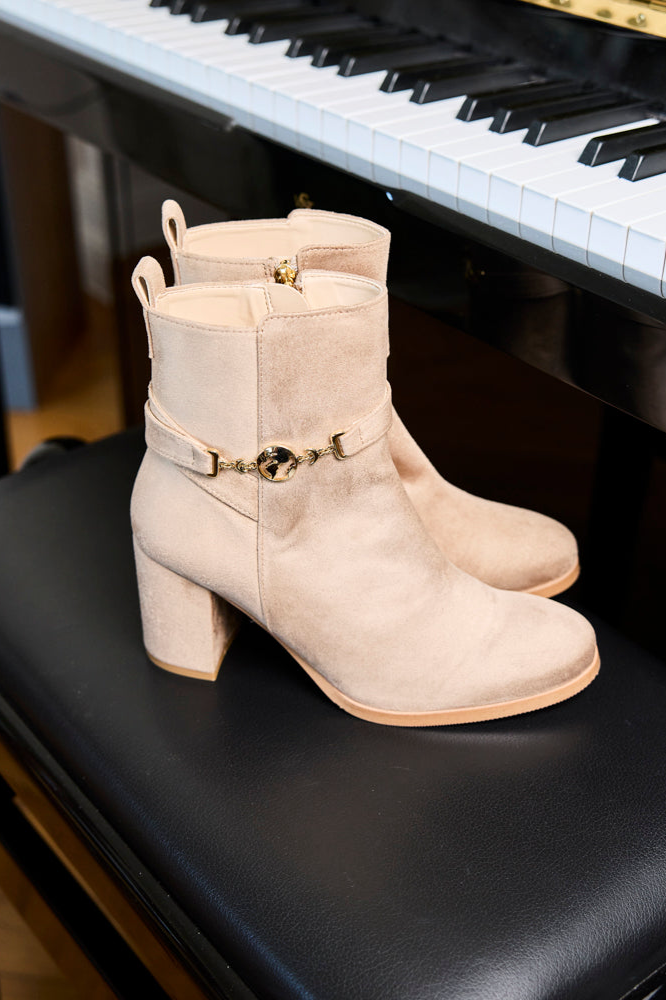 Minuit Sur Terre Damen vegan Stiefel Olympe Sand