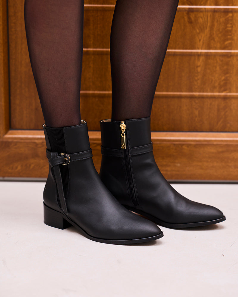 Minuit Sur Terre womens vegan Boots Signature Black
