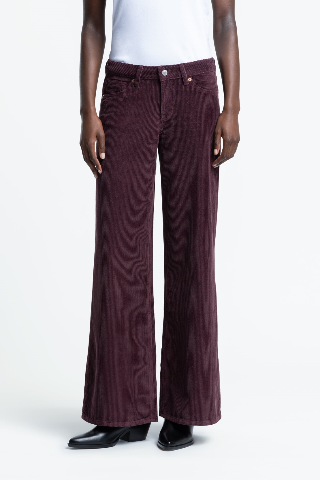 Kings Of Indigo Damen vegan Hose Tanja Cord Fudge Braun