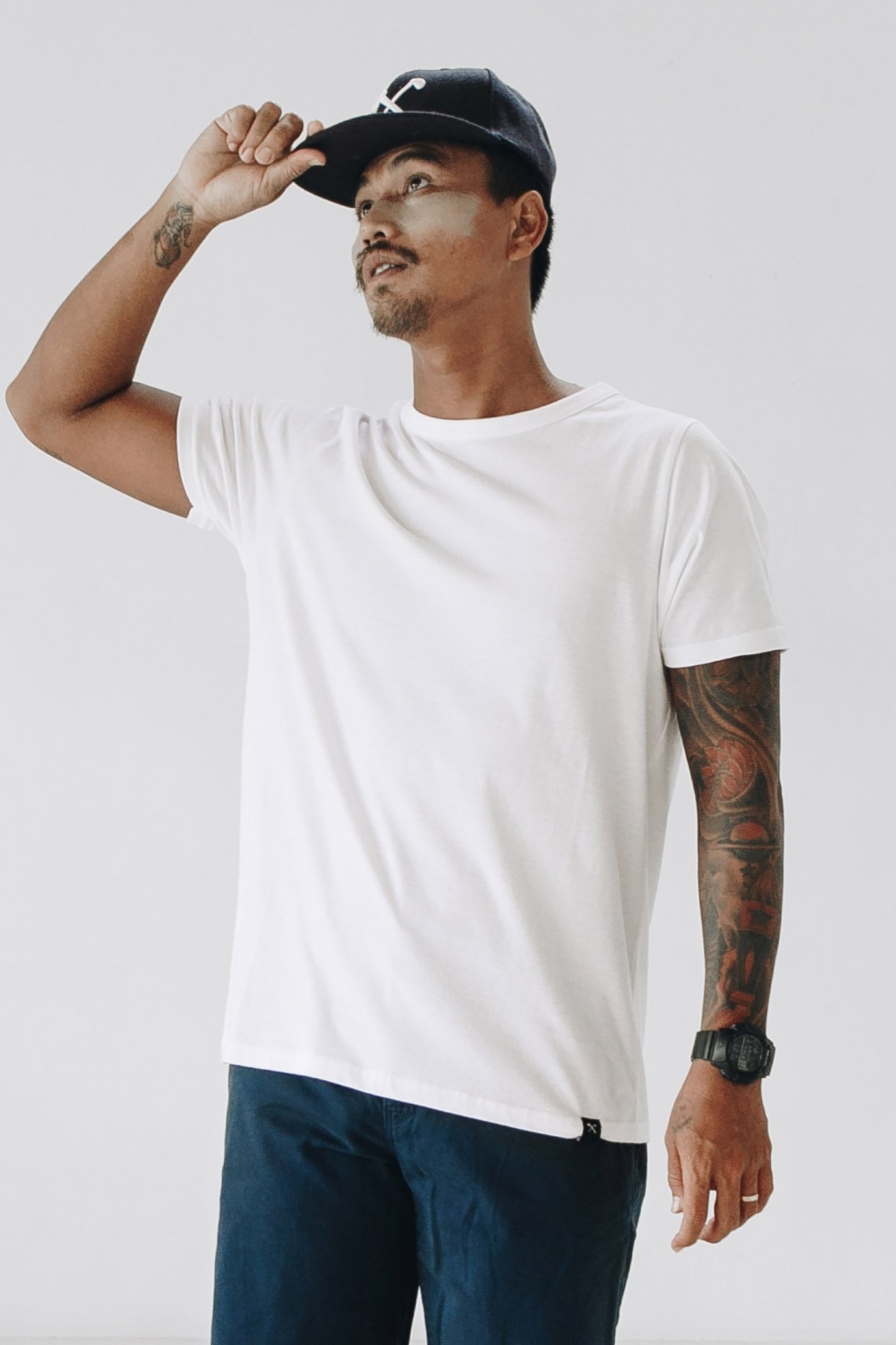 The Driftwood Tales men vegan T-Shirt White