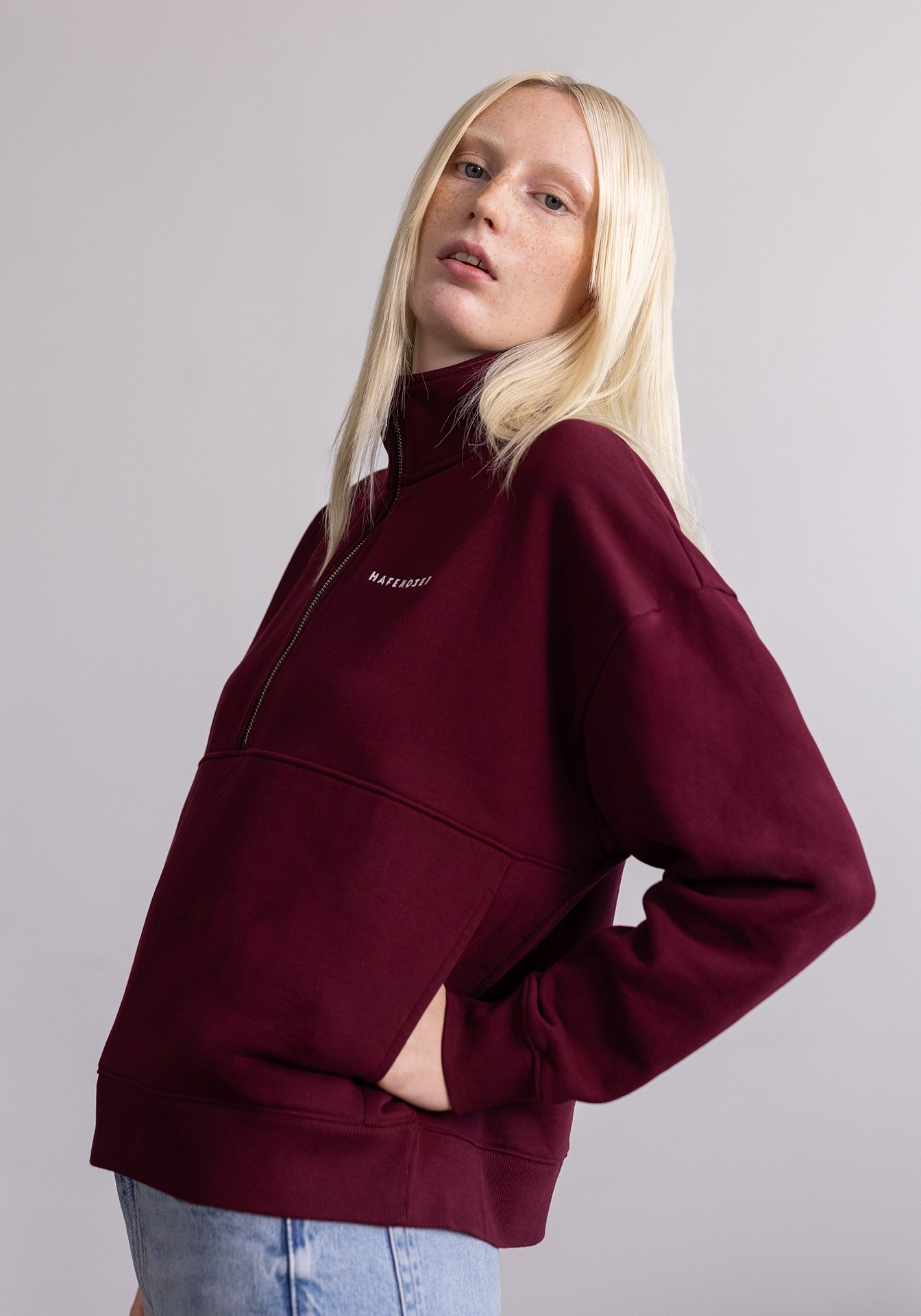 Hafendieb womens vegan Sweater Troyer Logo Stick Burgundy