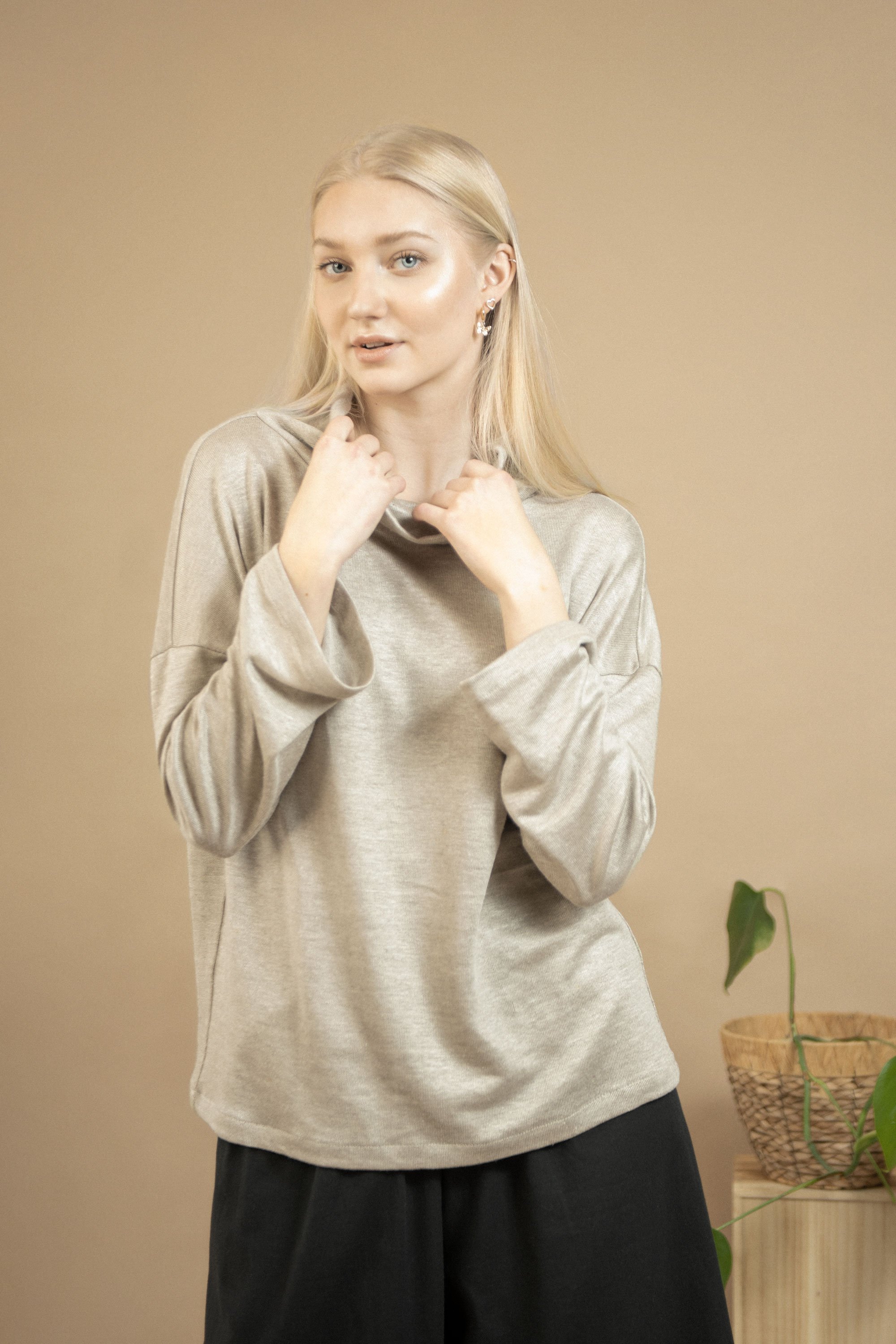 51293 - Damen vegan Pullover Peaceful Being Sand 51293 - Damen vegan Pullover Peaceful Being Sand