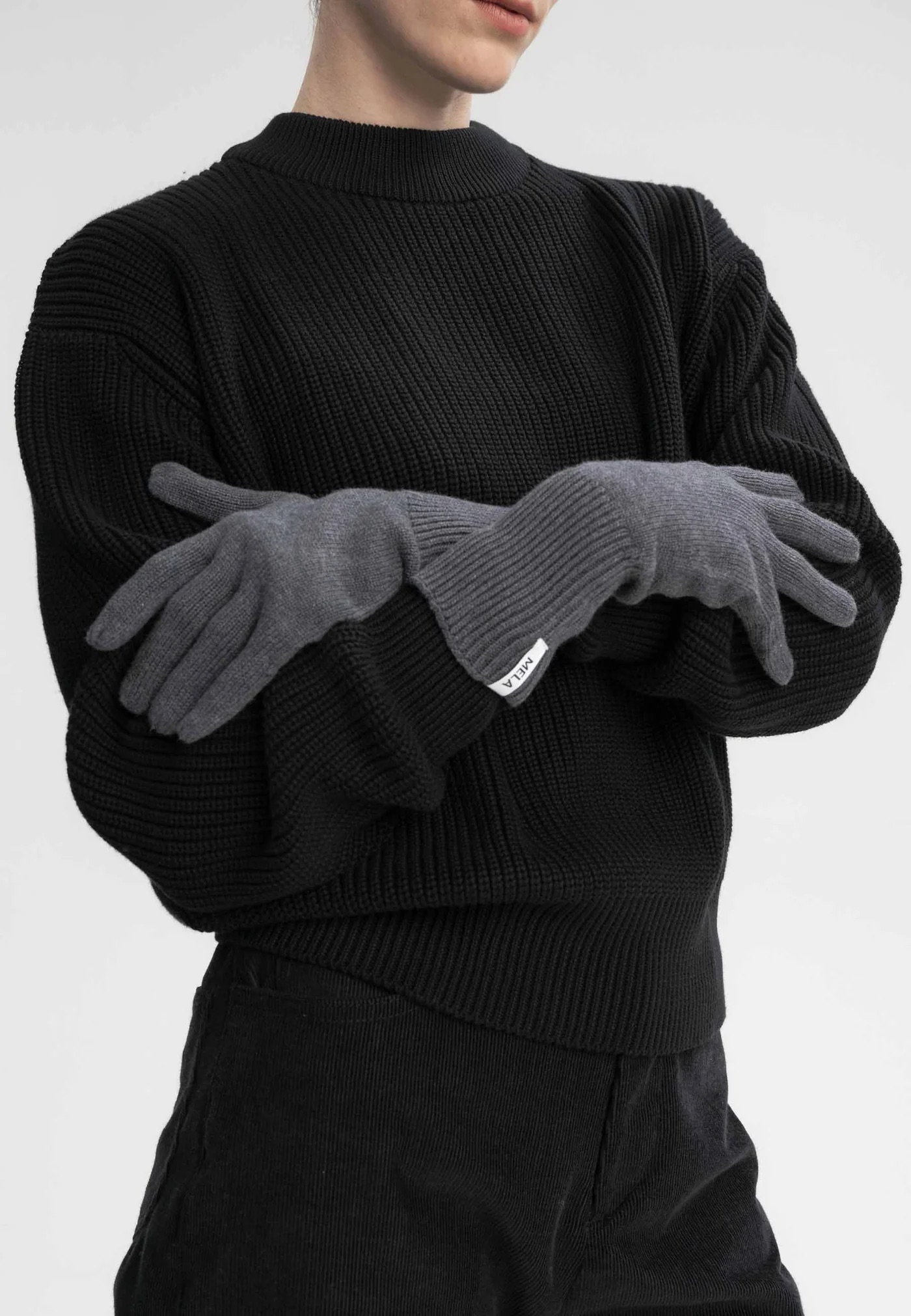 MELA men vegan Knitted Gloves Rishi Anthracite Melange