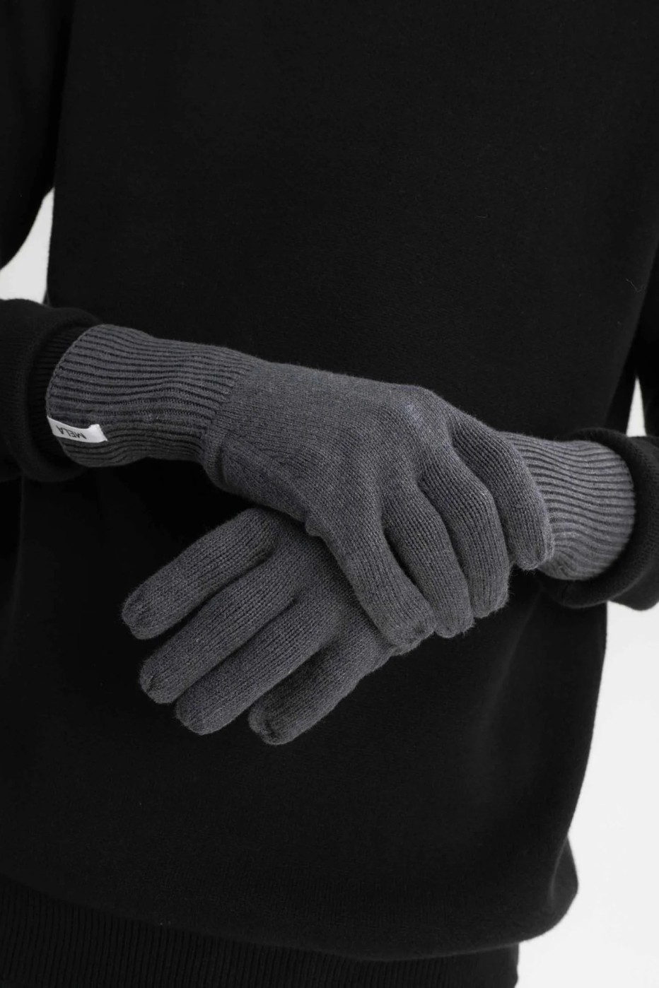 MELA men vegan Knitted Gloves Rishi Anthracite Melange