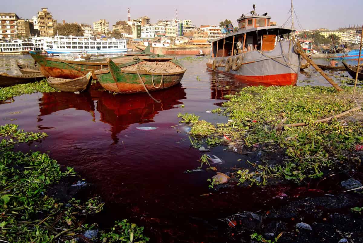 Buriganga River Polluted by Tanneries Daniel Lanteigne