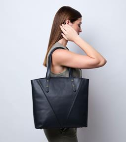Votch Tote Bag Honor Black