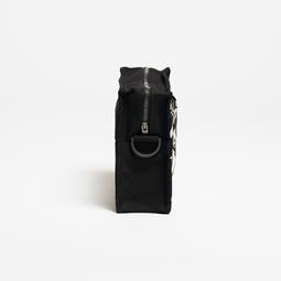 SIEGER by Souleway Toiletry Bag M Sbs Marvelous Monkey