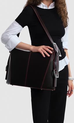 Prev Bag Kiara Maxi Cherry Brownie