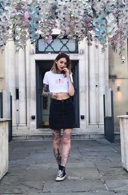 Plant Faced Clothing Eat Plants Goth Roses Weißes Crop Top