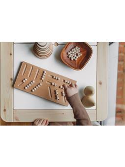 The Little Coach House Prewriting Board Montessori-Lernressourcen