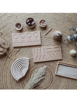 The Little Coach House Prewriting Board Montessori-Lernressourcen