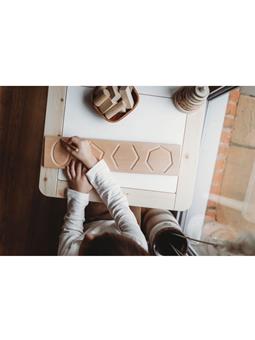 The Little Coach House Shape Board Montessori-Lernressourcen