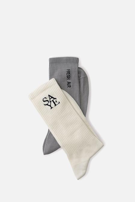 Socks Off White & Grey