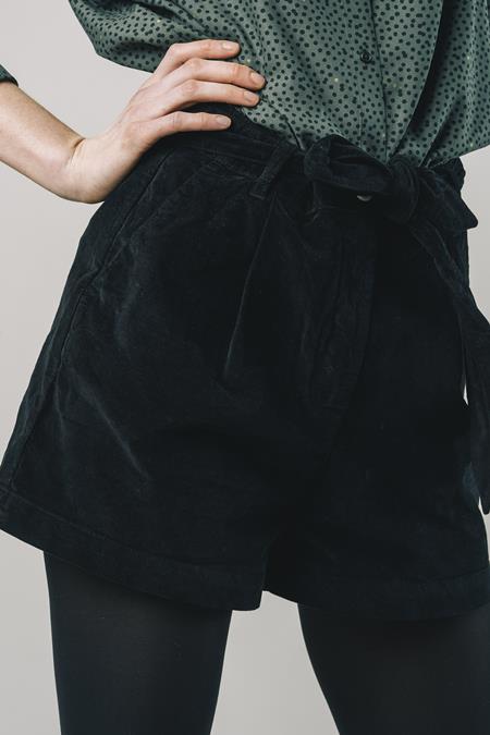 Shorts Belted Black