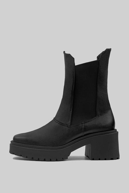 Squared Chelsea Boots Schwarz