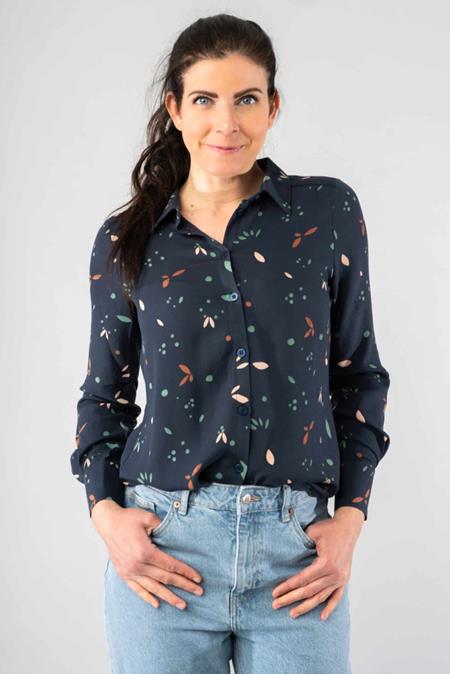 Blouse Mees Graphics Navy Blue