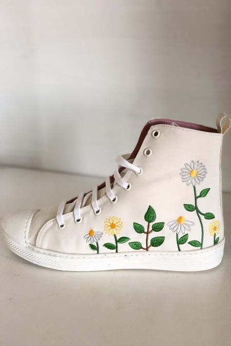 Sneakers Daisies' Garden Wit