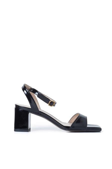 Sandals Beach Club Black