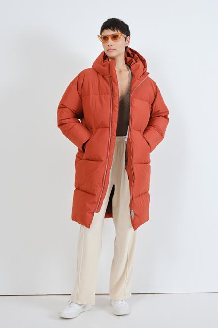 Elphin Puffer Coat Red