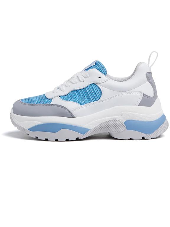 Sneakers Rio White & Blue via Shop Like You Give a Damn