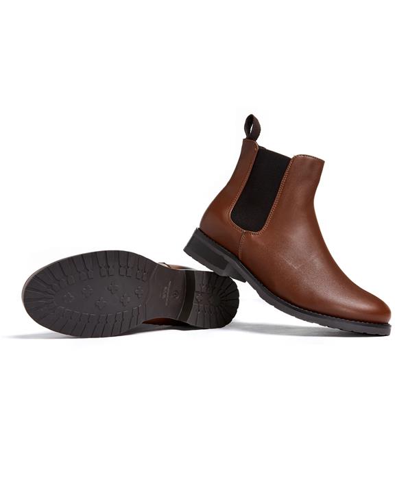 Chelsea Boots Luxe Smart Chestnut Brown from Shop Like You Give a Damn