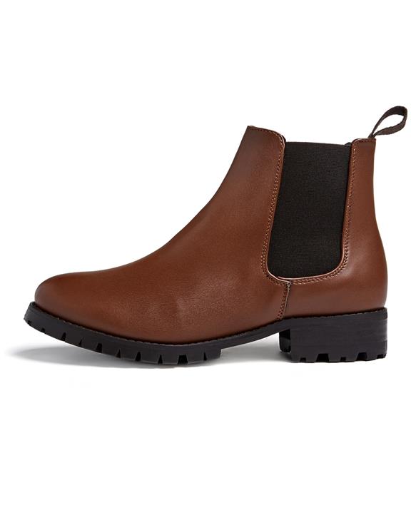 Chelsea Boots Luxe Deep Tread Chestnut Brown via Shop Like You Give a Damn