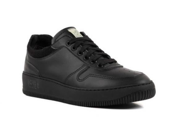 Sneakers Athena Zwart from Shop Like You Give a Damn