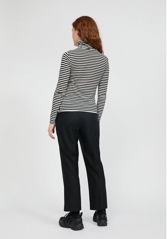 T-Shirt Longsleeve Malenaa Stripes - Black-White 6