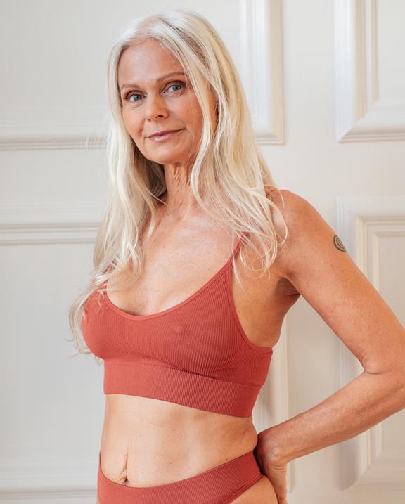Bralette Seamless Ribbed Ruby Rebel Faded Red 5