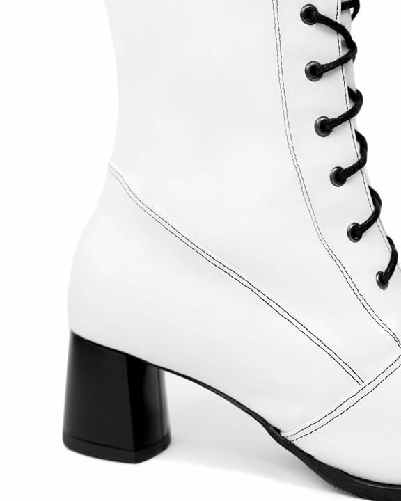 Lace-Up Boots Cactus White 4
