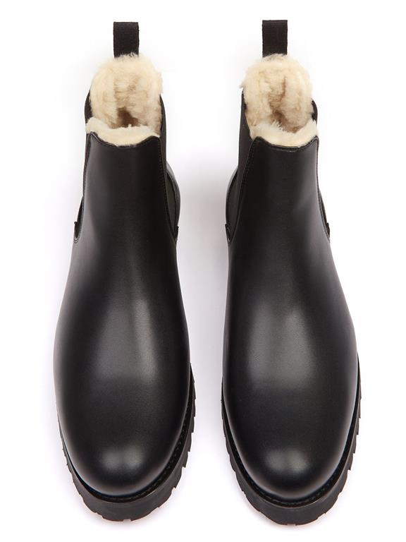 Luxe Insulated Deep Tread Chelsea Boots Black 2
