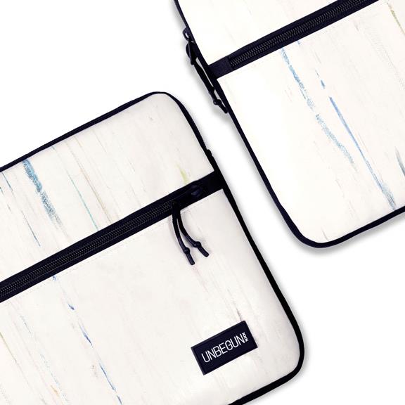 Laptophoes Voorvak Off White 3