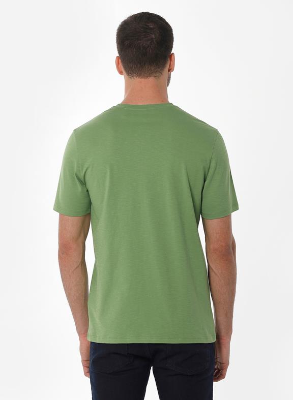 Basic T-Shirt V-Ausschnitt Grasgrün 4