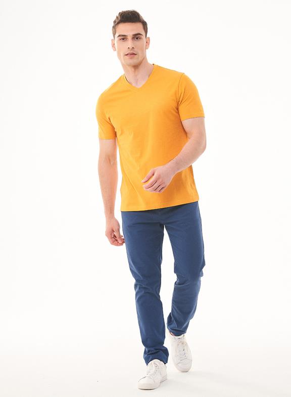 Basic T-Shirt V-neck Mango 2