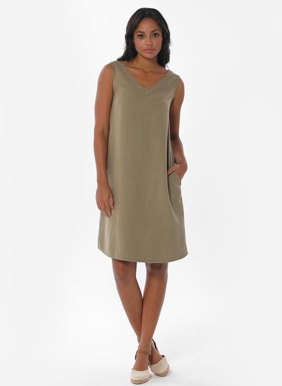 Dress Sleeveless Olive 1