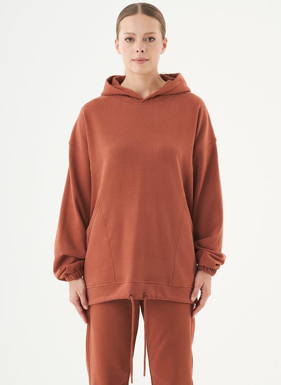 Oversized Hoodie Hande Lichtbruin from Shop Like You Give a Damn