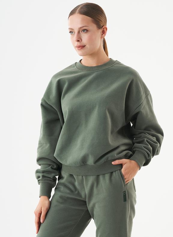Sweatshirt Buket Olive via Shop Like You Give a Damn