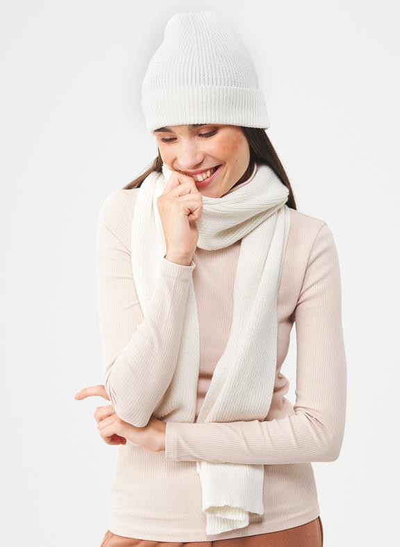 Unisex Knitted Scarf White 2